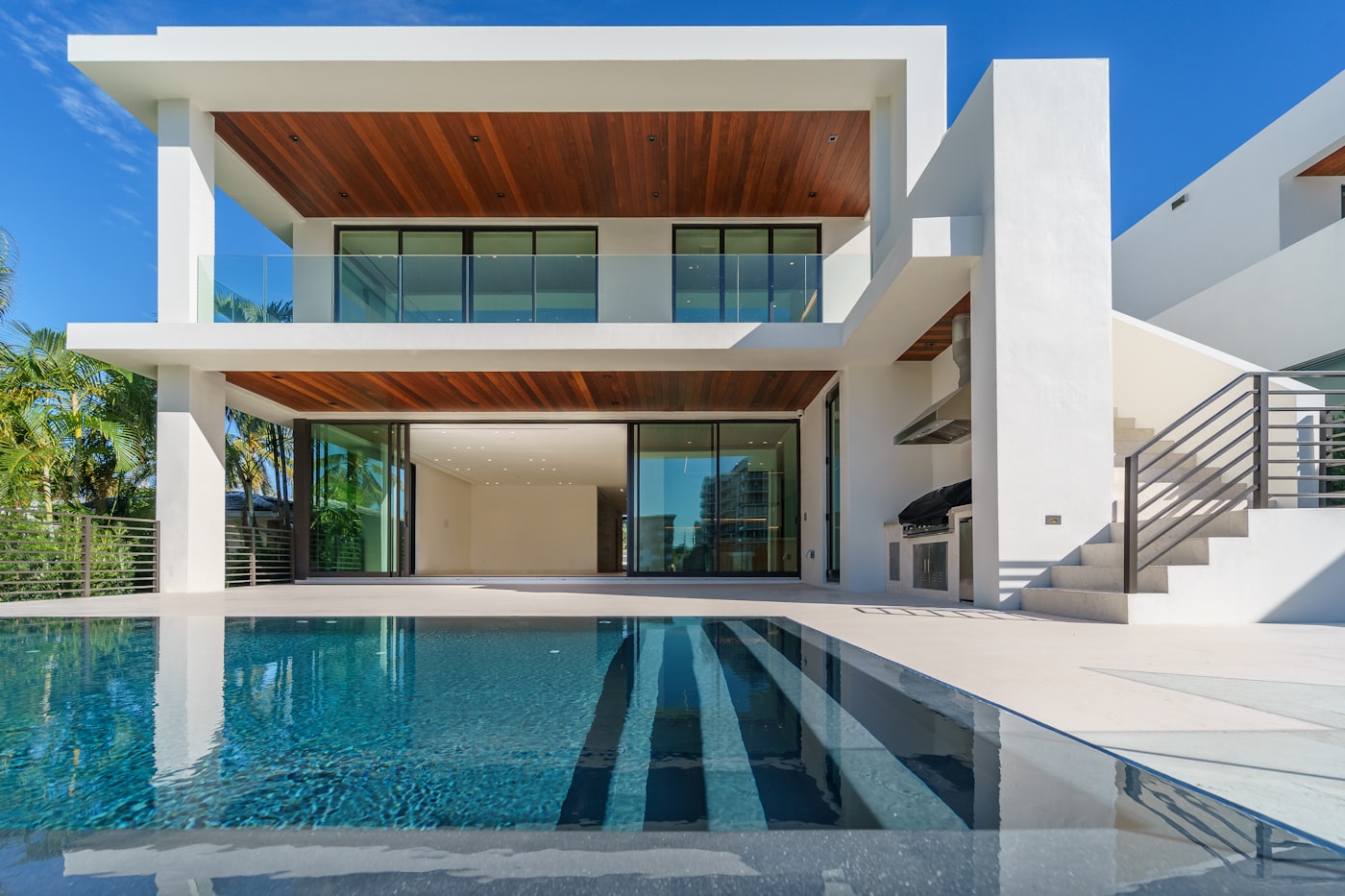 Luxury 4 Bed Villa in As Sarrah 2